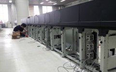 為什么操作臺(tái)必須具備線纜管理系統(tǒng)？